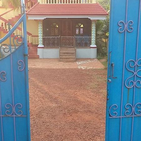 Hari Om Hotel Gokarna  Exterior foto