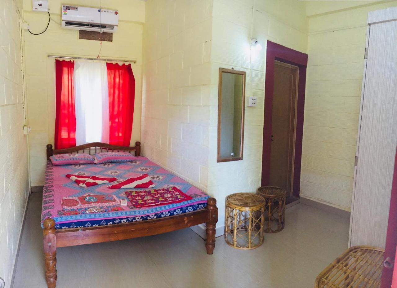 Hari Om Hotel Gokarna  Exterior foto