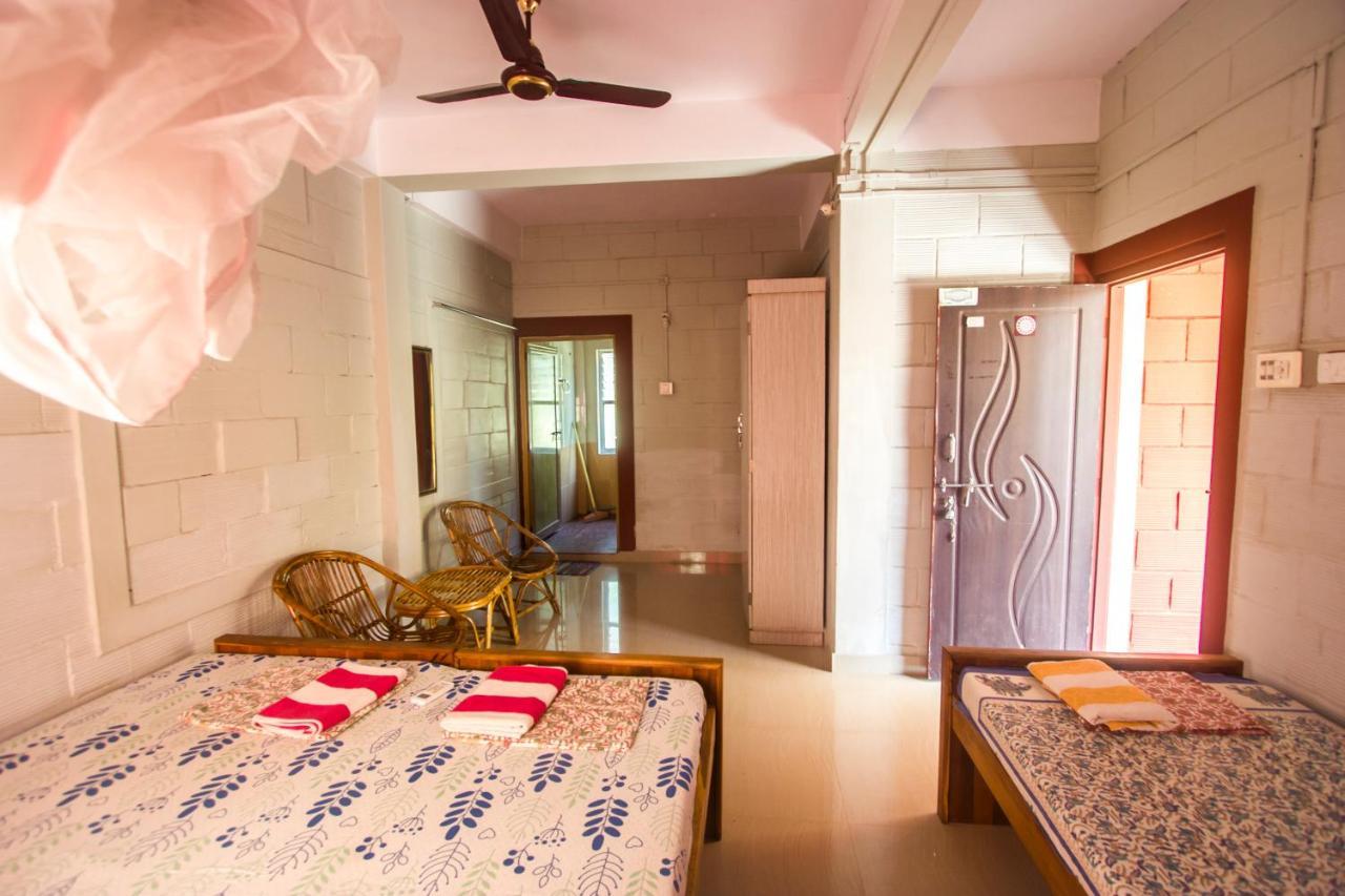 Hari Om Hotel Gokarna  Exterior foto