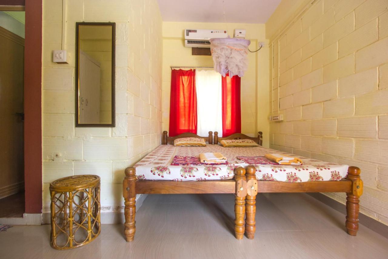 Hari Om Hotel Gokarna  Exterior foto