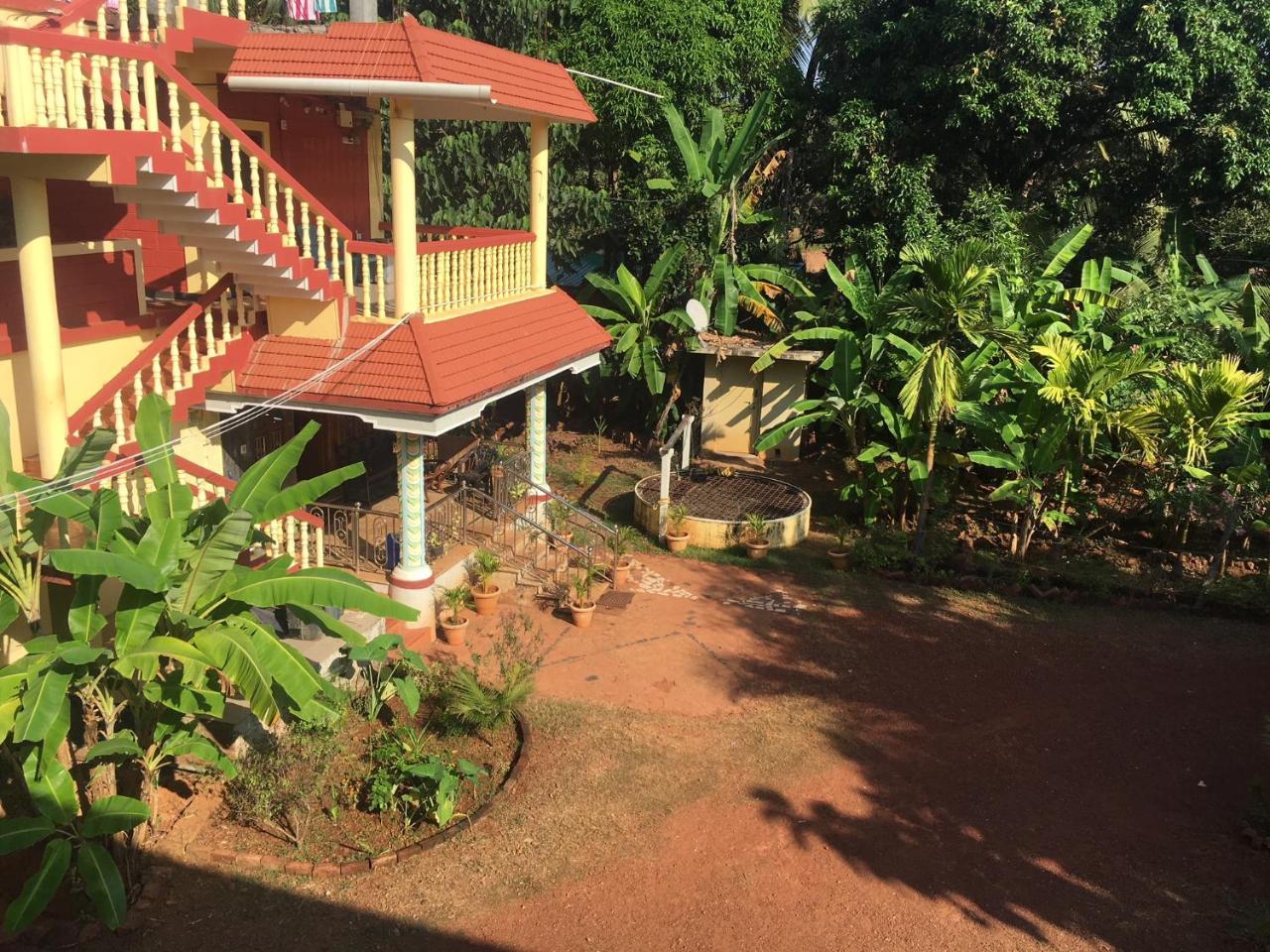 Hari Om Hotel Gokarna  Exterior foto