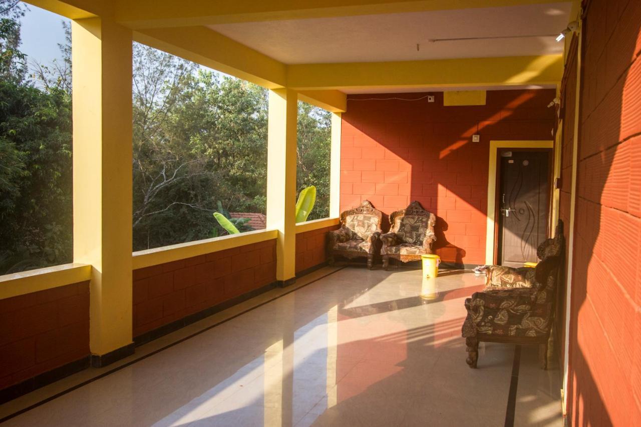 Hari Om Hotel Gokarna  Exterior foto